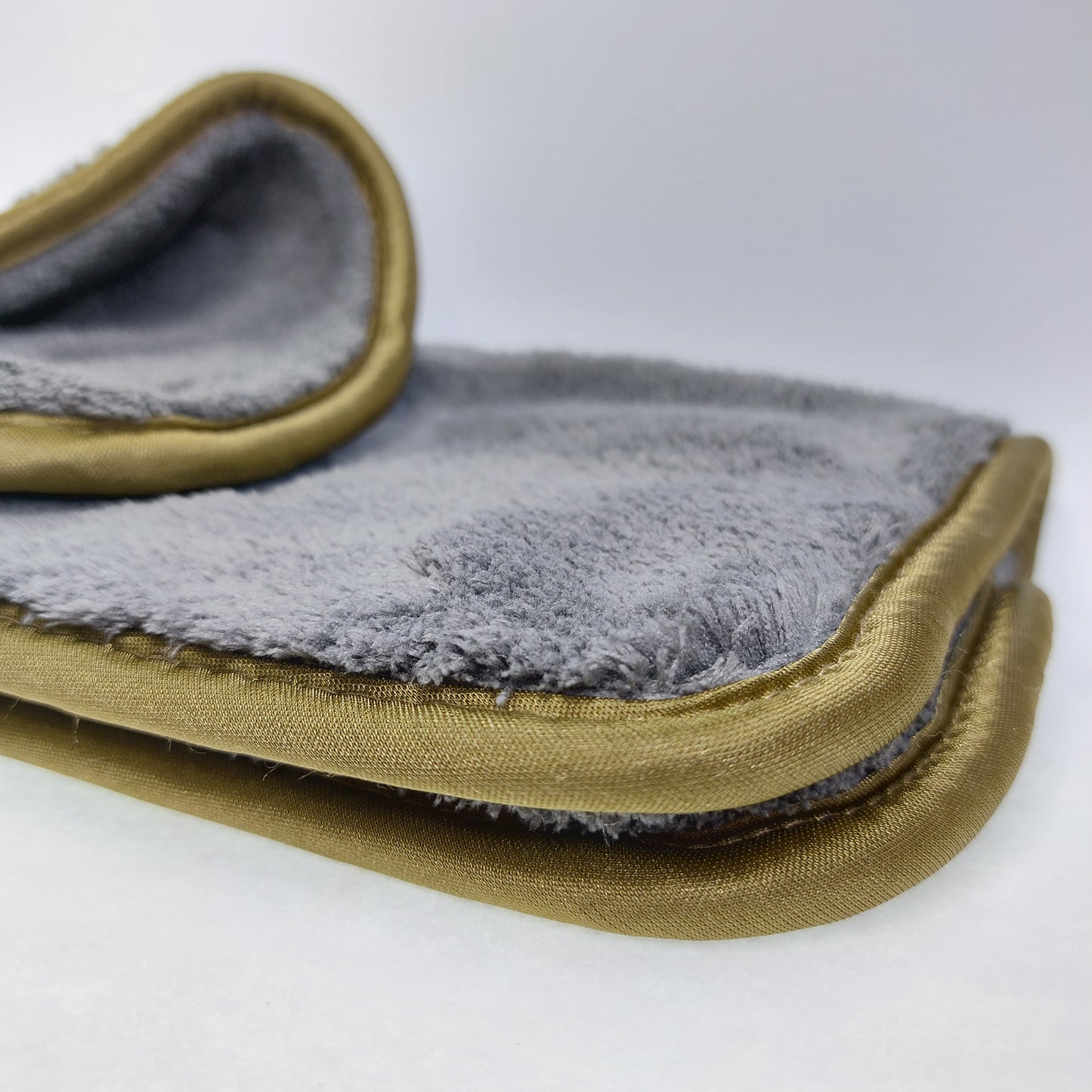 Mikrofibra 40x40 1600g/m2